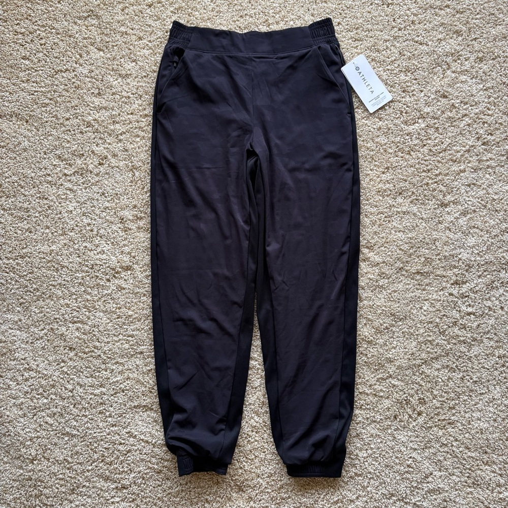 Athleta Brooklyn Lined Camo Jogger Size 4 NWT Black Pull On‎ Travel Pant